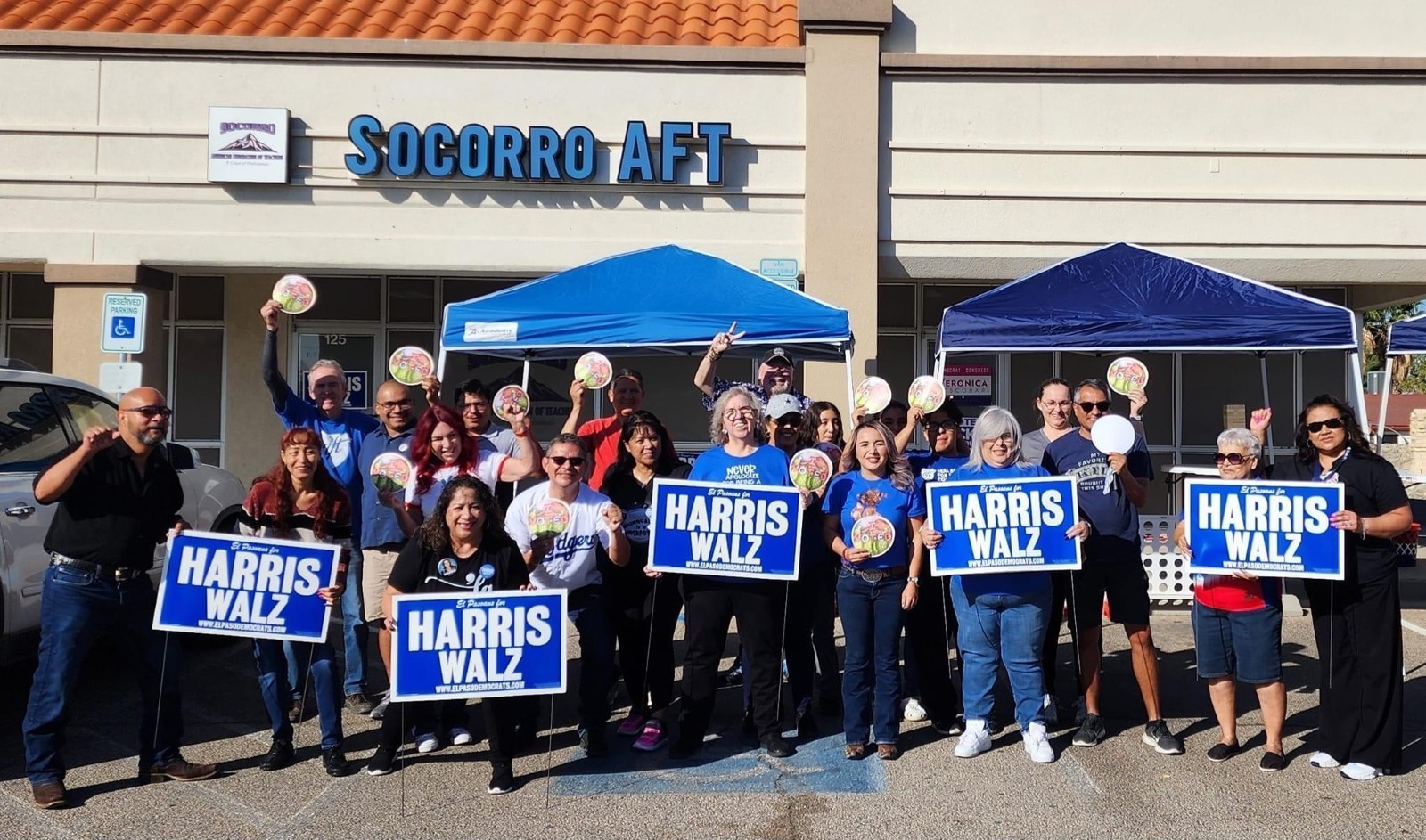 Texas AFT In a weekend of early voting action, Texas AFT members March